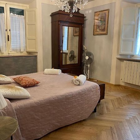 Serenella Apartment Lucca Bagian luar foto