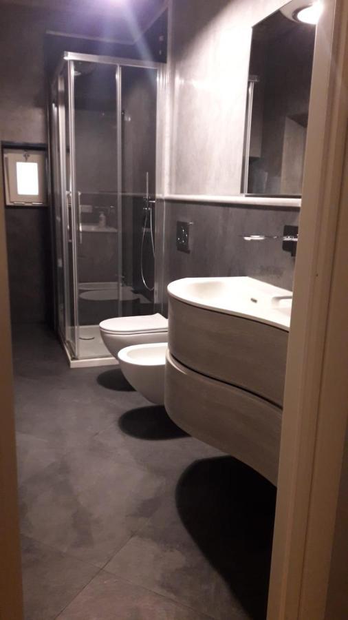 Serenella Apartment Lucca Bagian luar foto