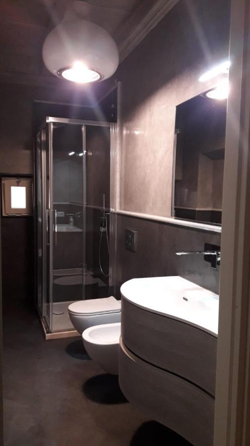 Serenella Apartment Lucca Bagian luar foto